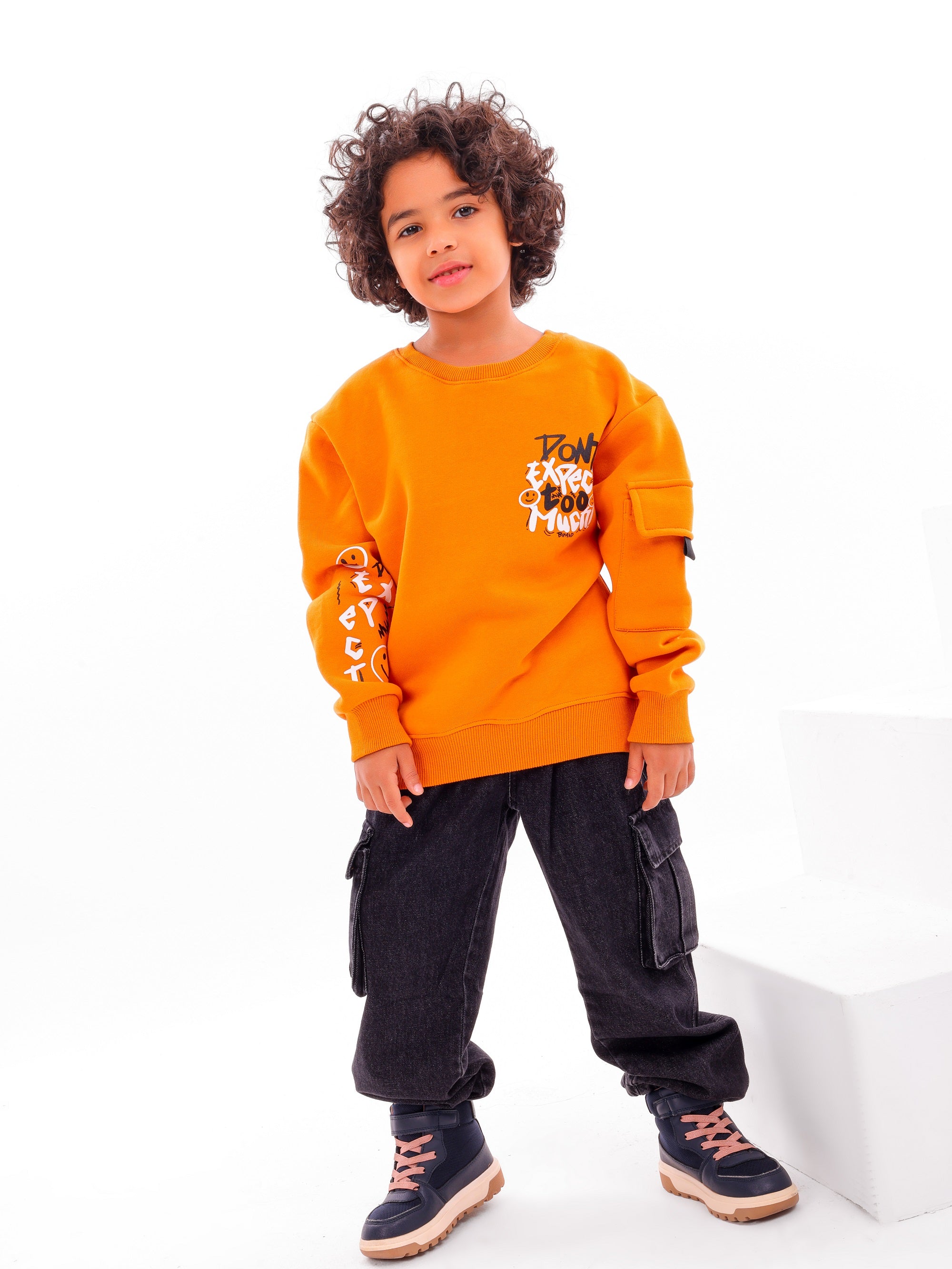 TO MUCH Baby Sweatshirt &amp; Pants Set - Code 4003