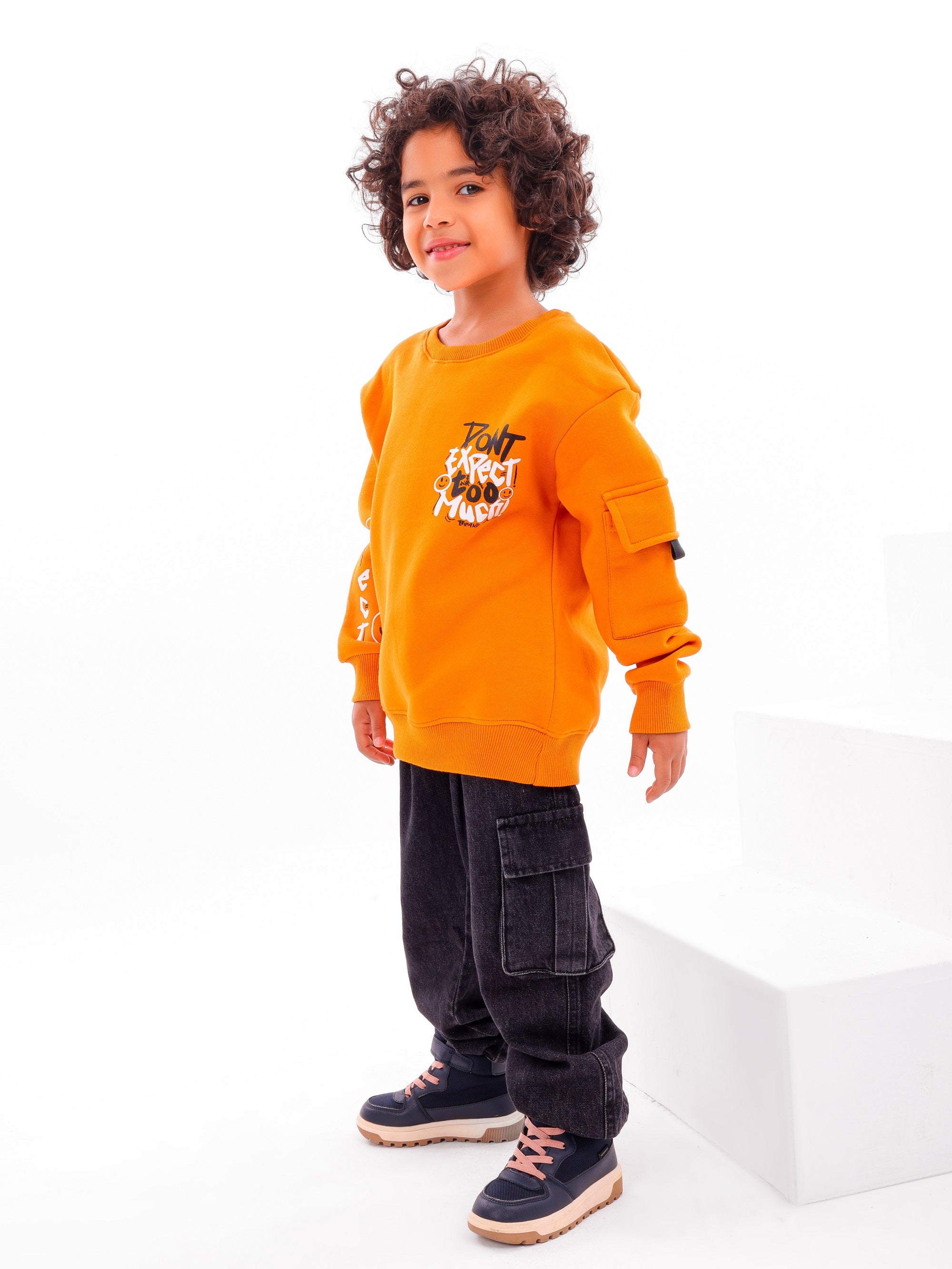 TO MUCH Baby Sweatshirt &amp; Pants Set - Code 4003