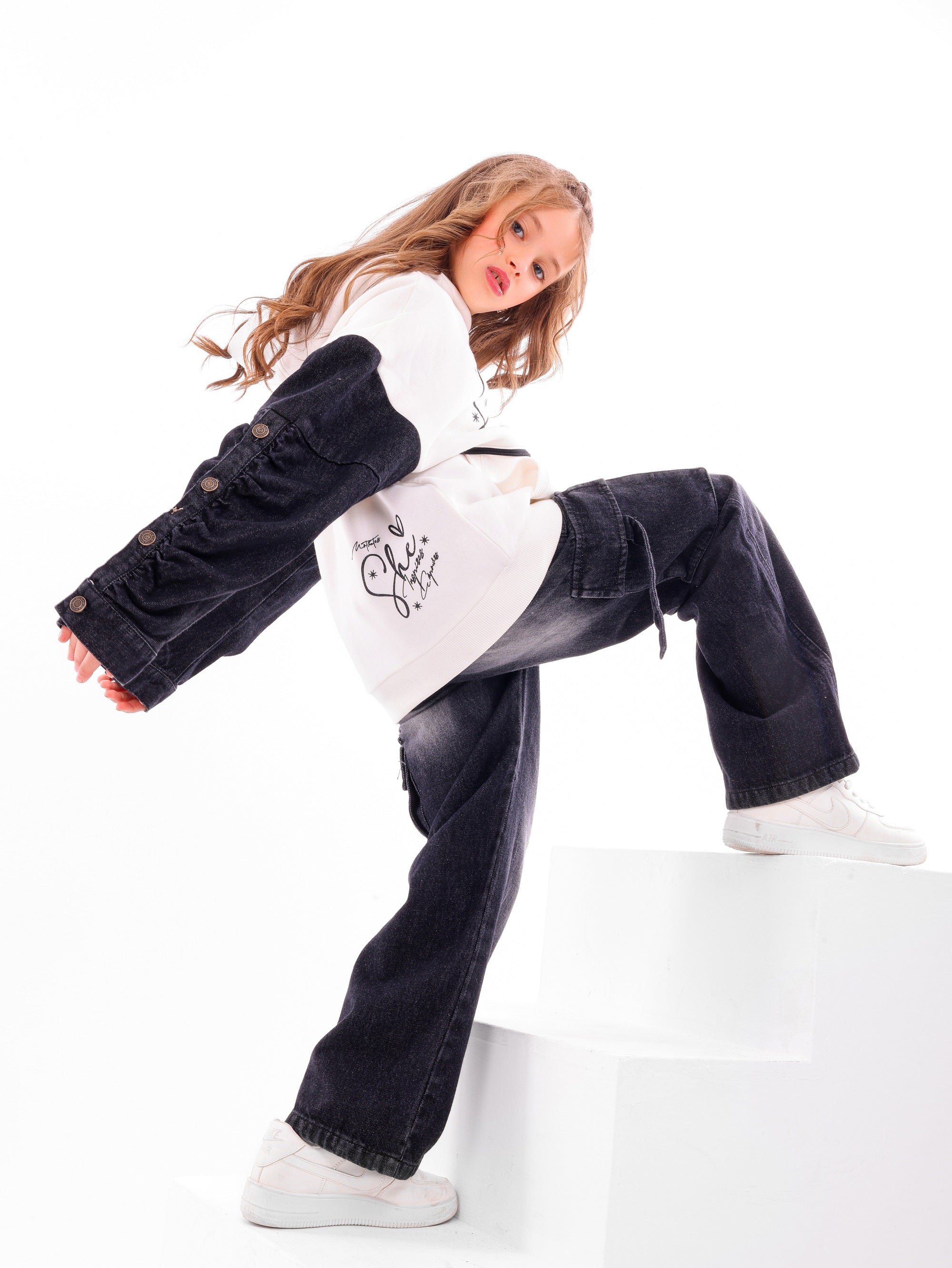 SHE GIRLS SET - Code 5063