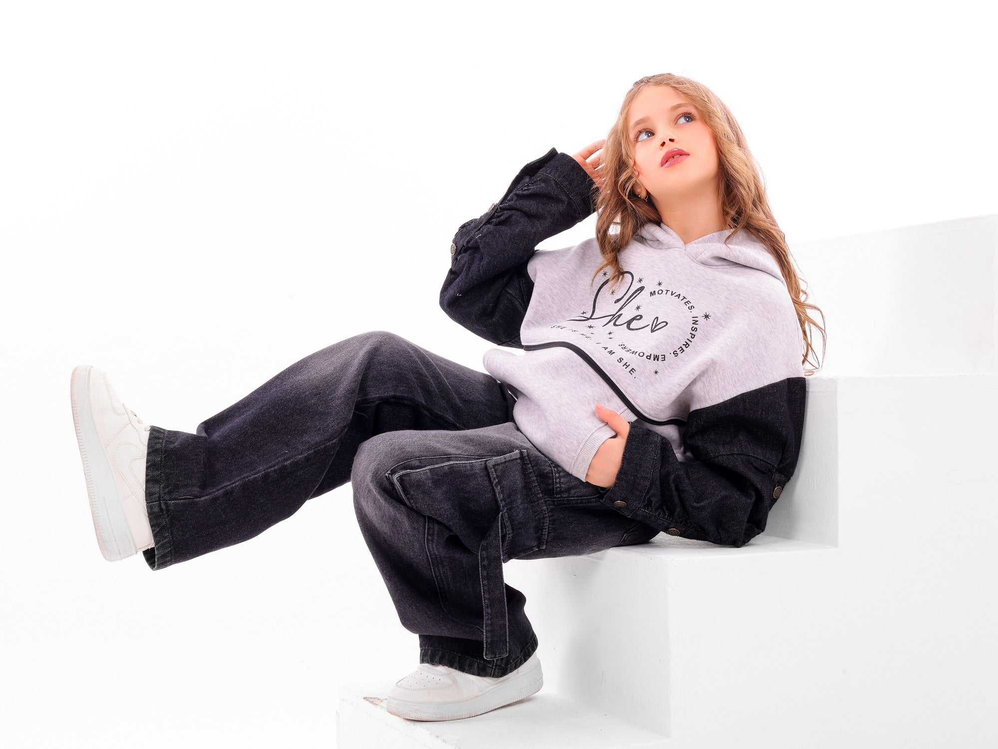 SHE GIRLS SET - Code 5063