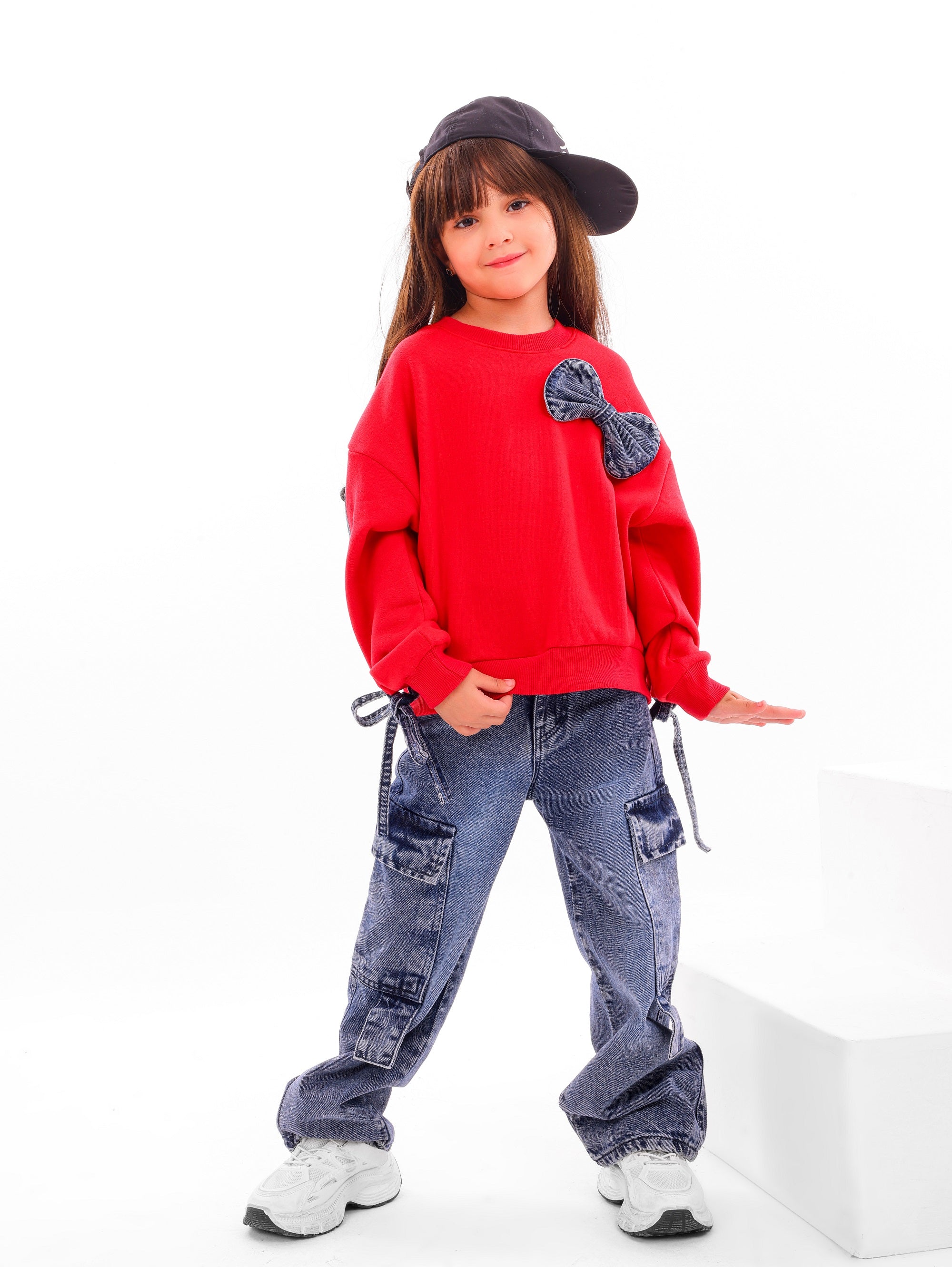 Girls’ Bow Sweatshirt & Cargo Jeans Set - Code 5003