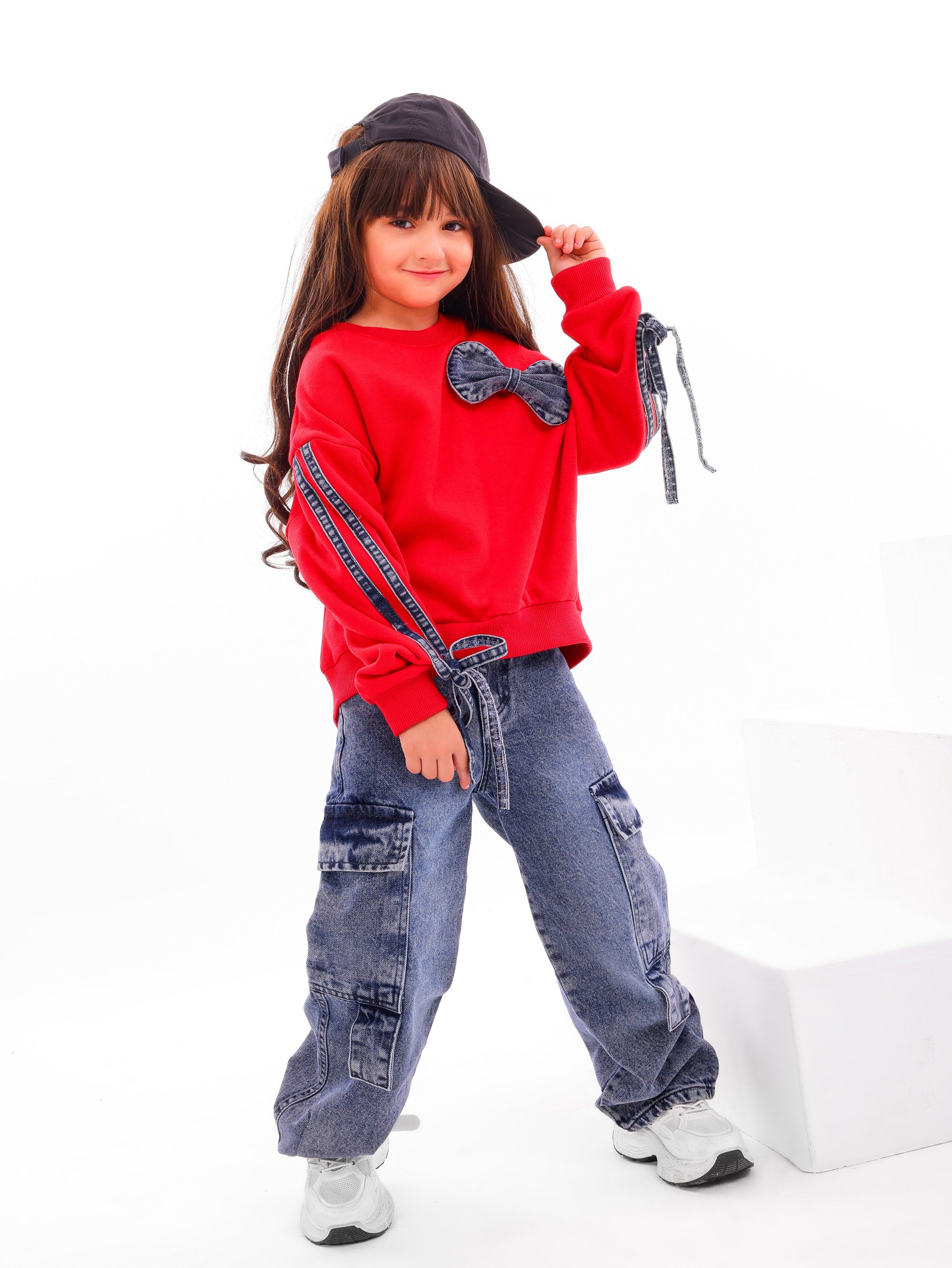 Girls’ Bow Sweatshirt & Cargo Jeans Set - Code 5003