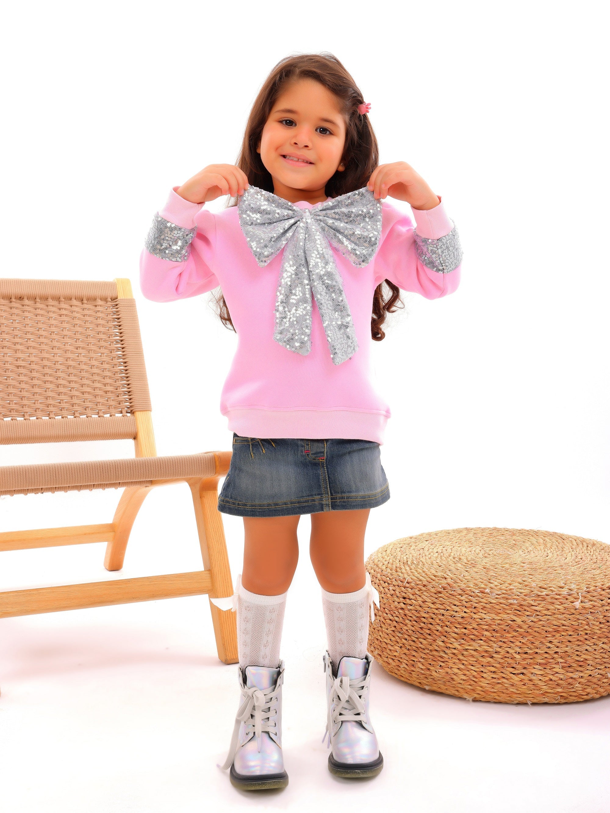 Girls’ Sequin Bow Sweatshirt - Code 5001